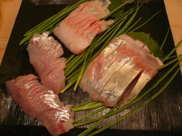 カイワリとシロムツのお造り