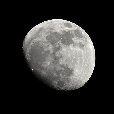十三夜の月
