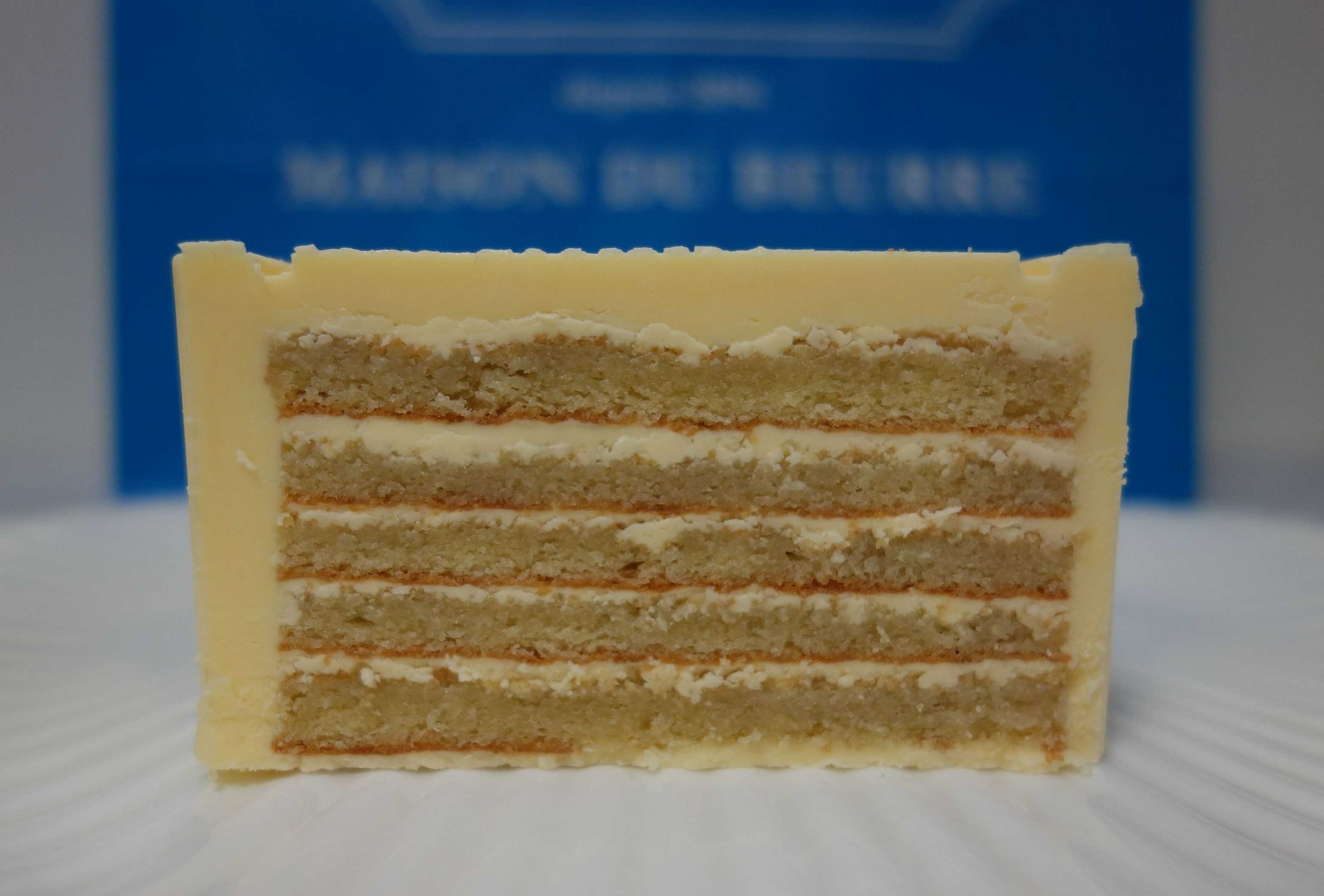 行列のできるバターケーキ “ガトー・エシレ ナチュール