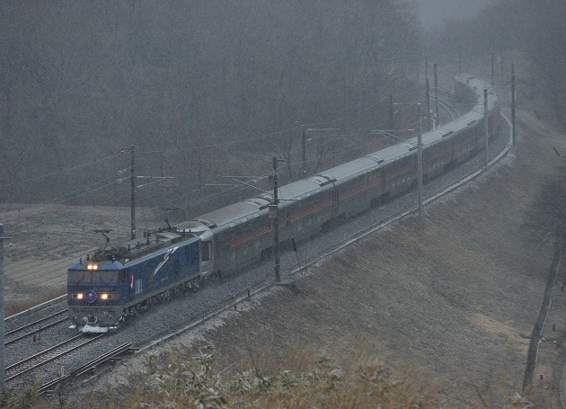 2　EF510-513 8010レ.jpg