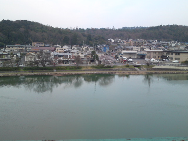 2012-04-14 00:09:29