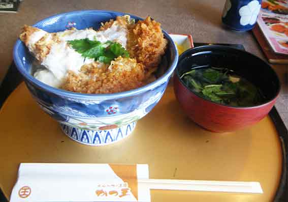 かつ王の「ヒレかつ丼」♪