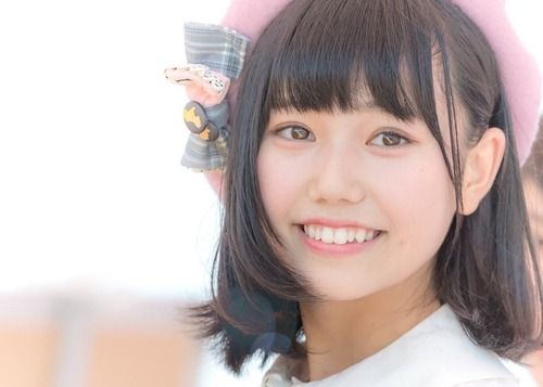 Akb48 チーム8 長久玲奈 瞳が綺麗と評判に ビジュアルにも注目 ルゼルの情報日記 楽天ブログ