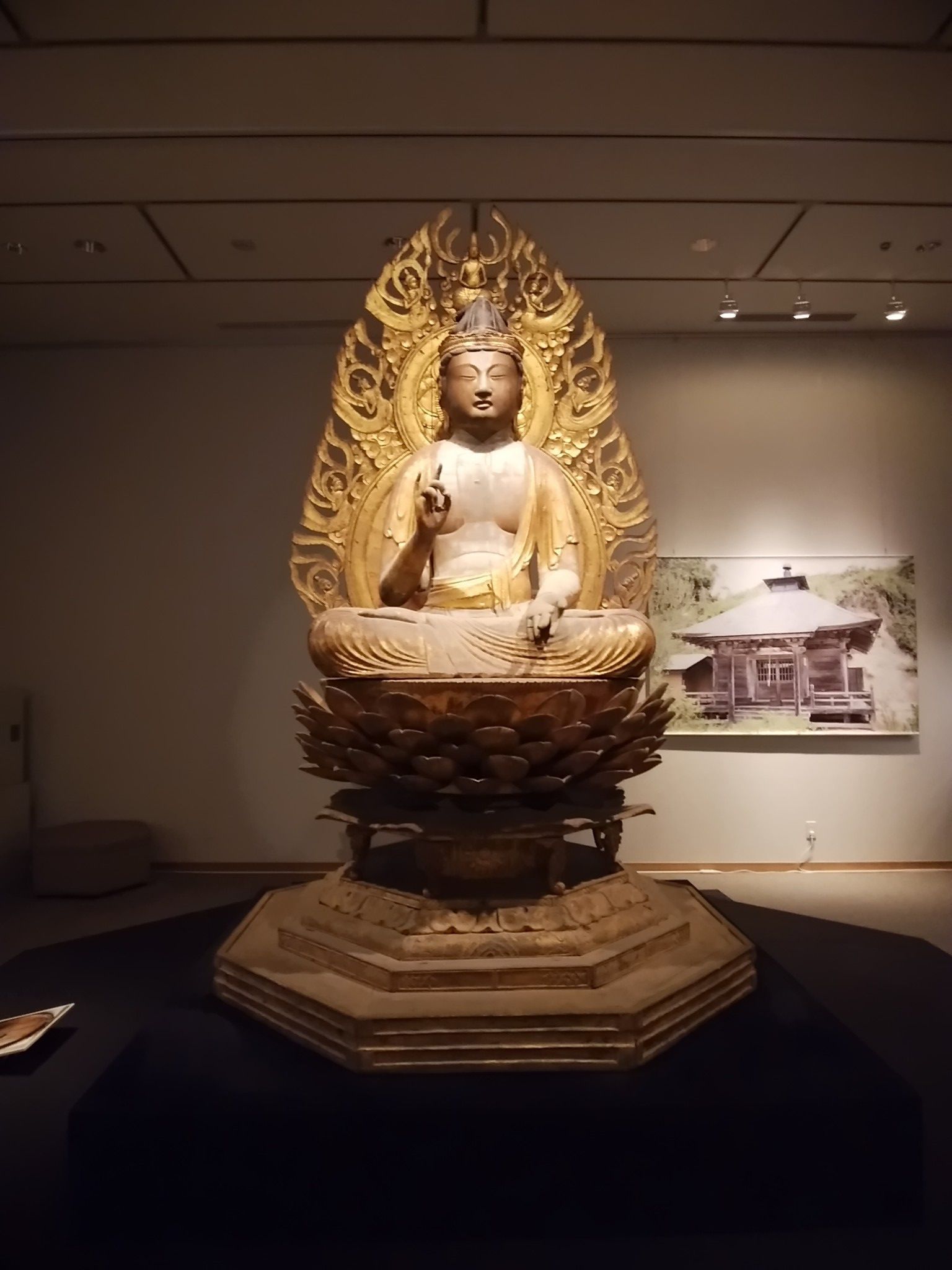 一関市博物館で「観音菩薩坐像」を見てきました。 R01.08.24(土