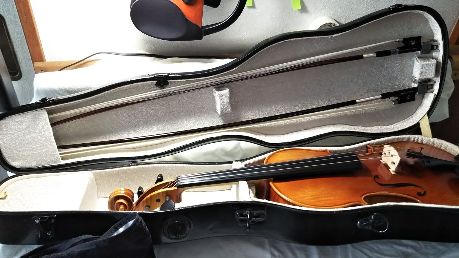 売筋品 良品 SHINWA ゴールドバイオリン 4/4 フルサイズ 弓 セミハード