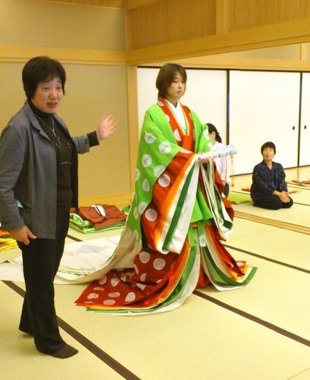学芸員の方の解説