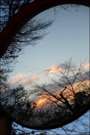 12月-5 瞳の中の夕暮れ