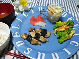 鶏肉の海苔巻き.JPG