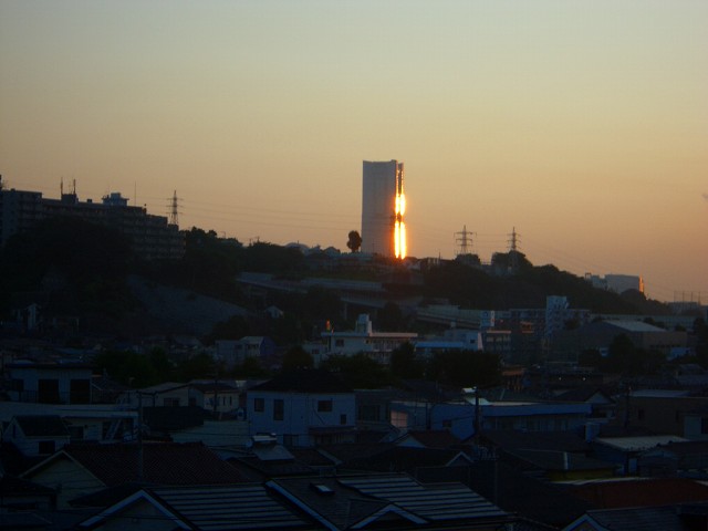 日の出ランドマーク少.jpg