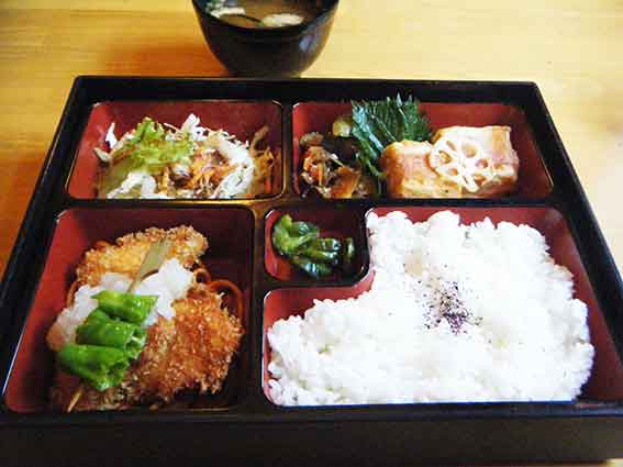 アメリカンステーションの「チキンカツ」-1♪