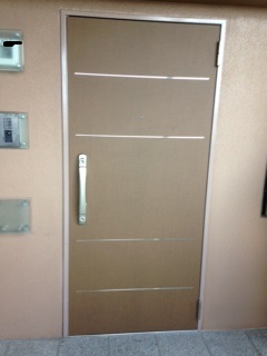 玄関ドア.JPG