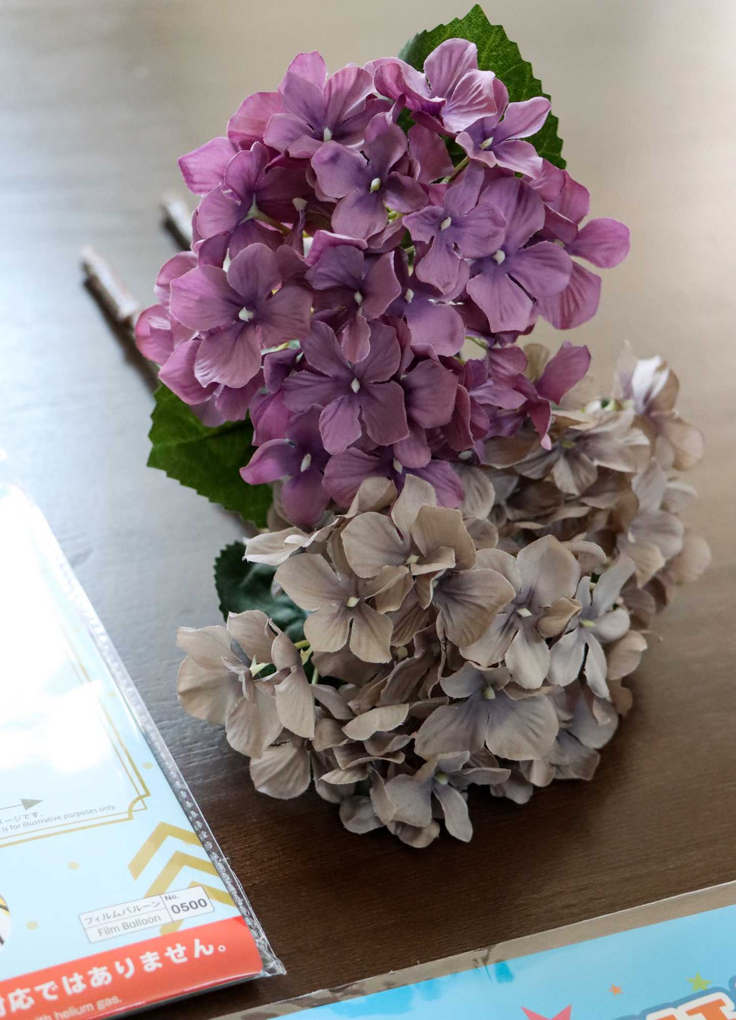 ダイソーで買ったくすみカラーのあじさい 百均の造花あなどるなかれ 育休ママの日々 楽天ブログ