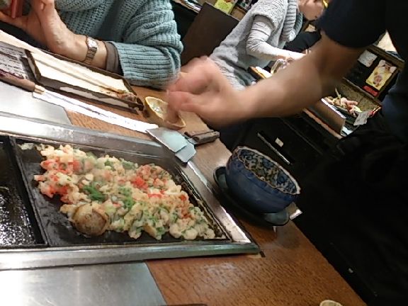 お兄さん、ヘルプ
