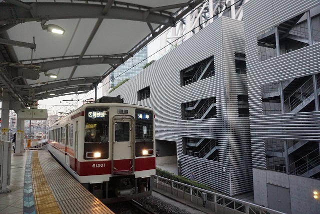 東武 6050系 とうきようスカイツリ－駅で 惜別3
