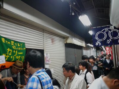 六角橋ヤミ市場サリサリカリー2013年５月