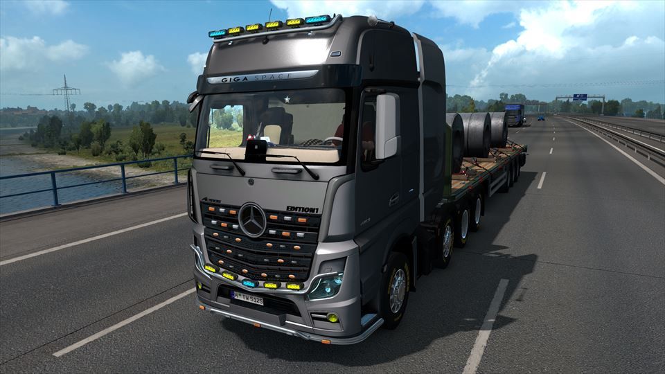 Ets2編 メルセデスの新トラック デジタルサイドミラーの導入 わたしのブログ By Mr Gamer 楽天ブログ