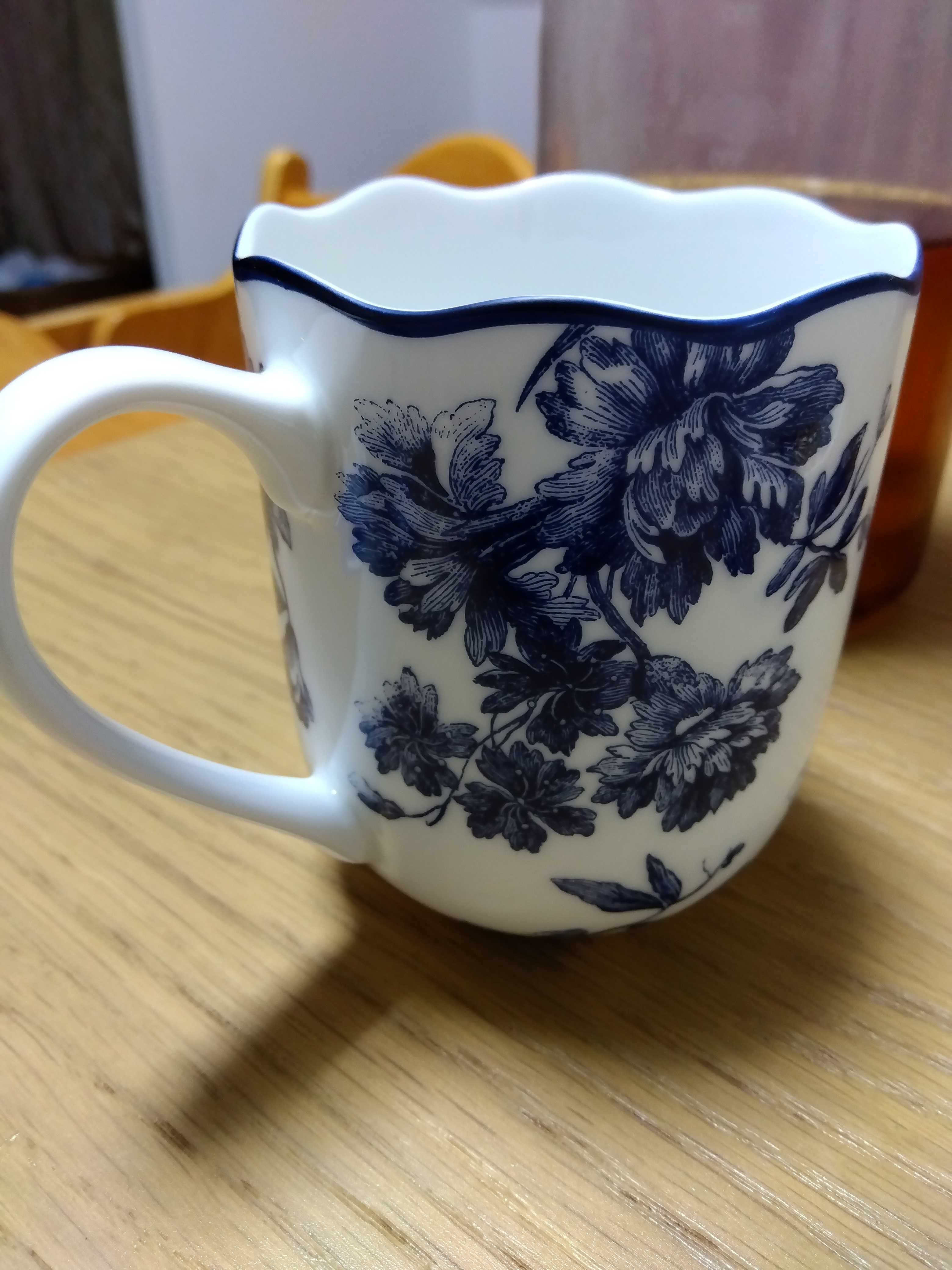 フランフランのクラシカルな模様が素敵なマグカップ サッチンタママの色々な日々 楽天ブログ