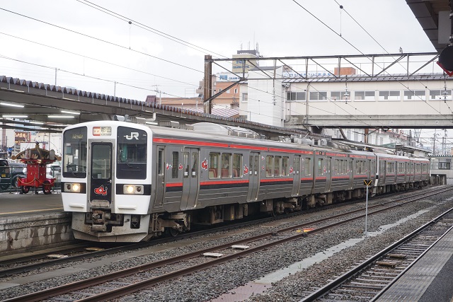 東京からE2系 新幹線 719系快速 会津若松4