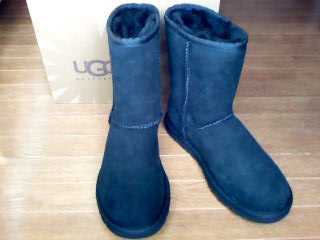 UGG Classic Short