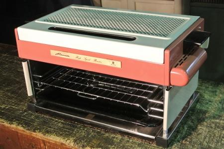 レトロ 石油ストーブ KSA-851E形 トヨストープ トヨトミ トヨストーブKSA－851E | リサイクルショップ「やしの実
