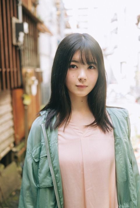 【たまこ】乃木坂46 筒井あやめ 直筆サイン入りチェキ 筒井あやめ チェキ 直筆サイン
