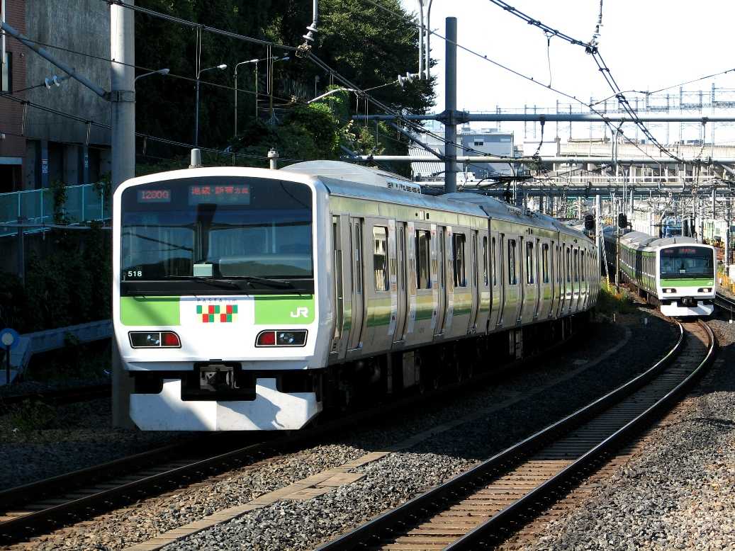 E231系500番台：山手線（ラッピング編成） | マル鉄鉄道写真館