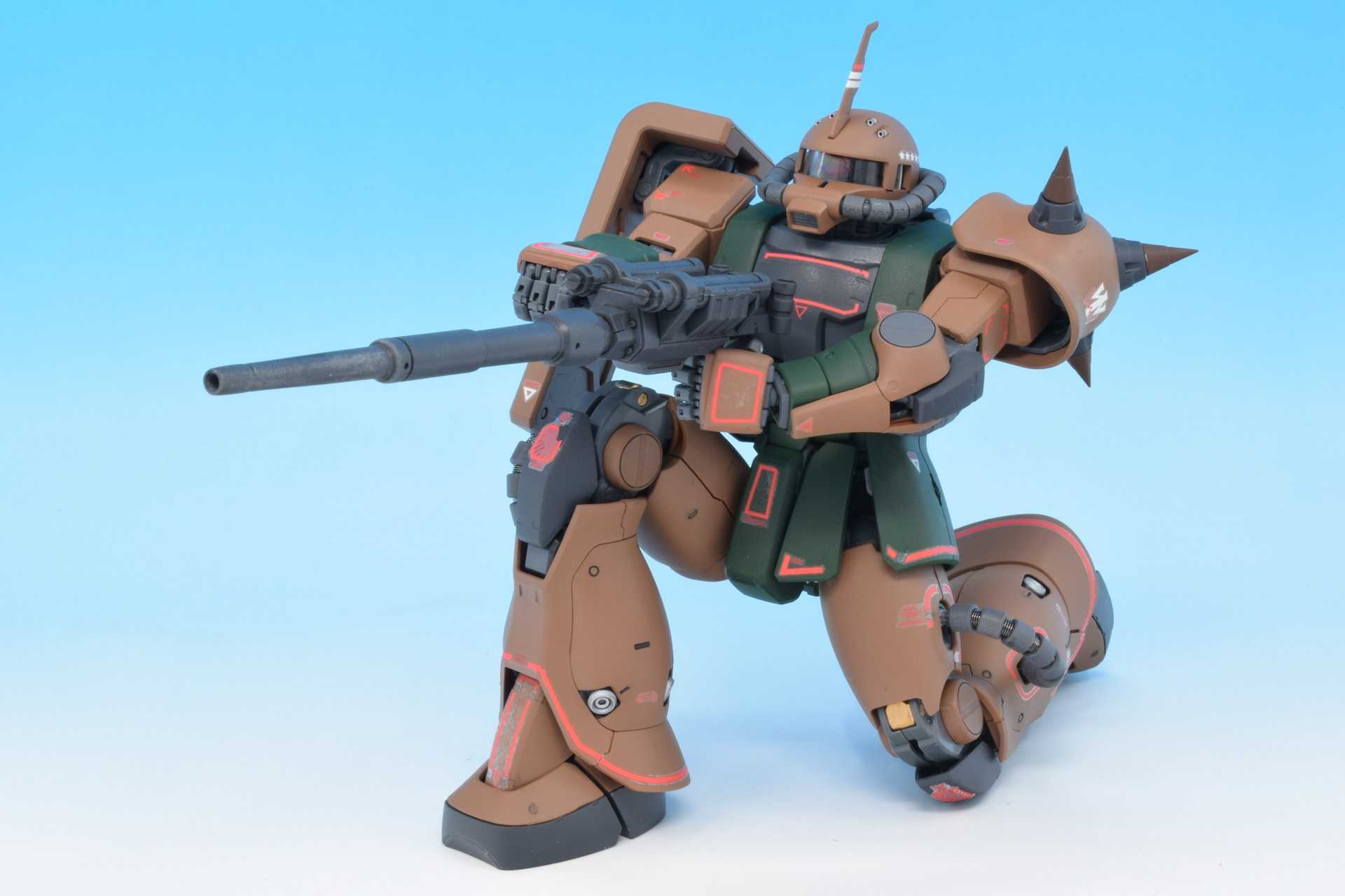 MG 1/100 MS-06Fs ガルマ・ザビ専用ザクⅡ【プラモデル】 | なん