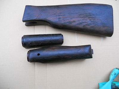 toy AKM cyma grip stock 001.jpg