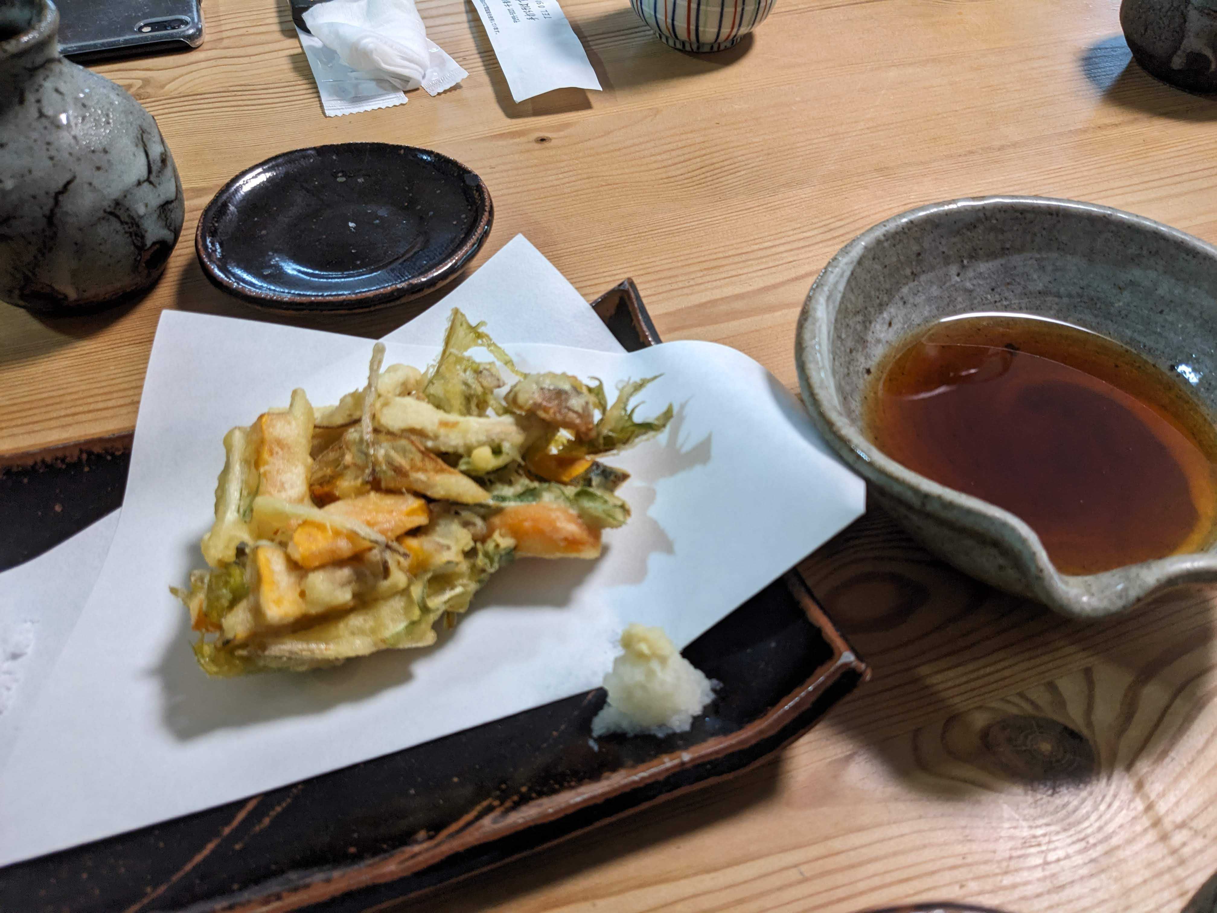 勝浦市蕎麦屋すずき陶苑　野菜かき揚げ天ざる
