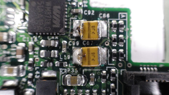 ニチコンmuseF95-4V220μF.jpg
