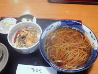 東京庵ラーメン.jpg