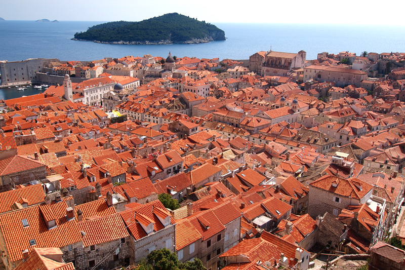 ミンチェタ要塞から旧市街を展望