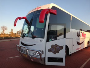 OZ879.jpg