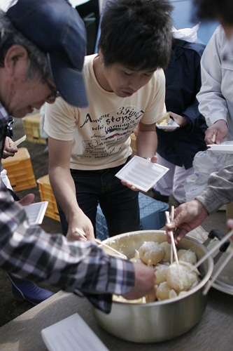 農業体験ツアー　食事