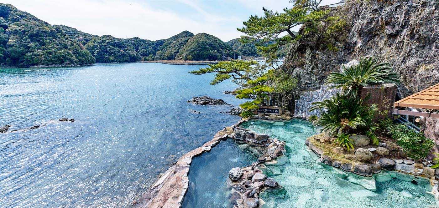 熊野別邸 中の島 露天⾵呂 紀州潮聞之湯 1位 温泉 泉質 絶景