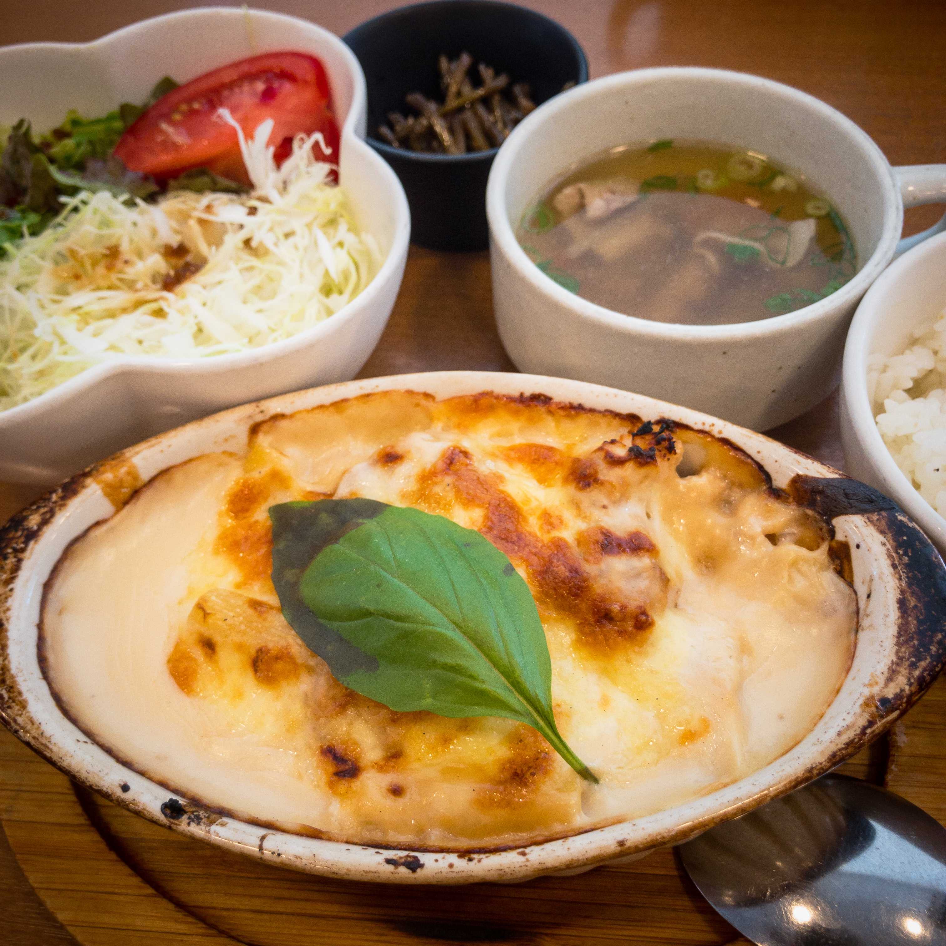 姫路 Hana Kanran きまぐれランチ 茄子とチキンの味噌クリームグラタン 美味しい記録 楽天ブログ