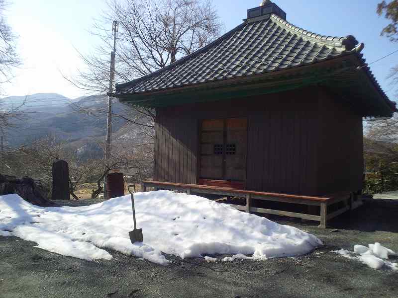 菩提寺の除雪。