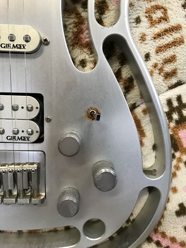 メタルドライバー　ギター どこの誰かは知らないけれど・・・ Metal Driverの正体を追え