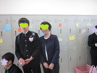 050.JPG