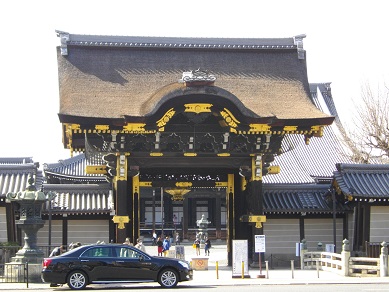 西本願寺阿弥陀堂門