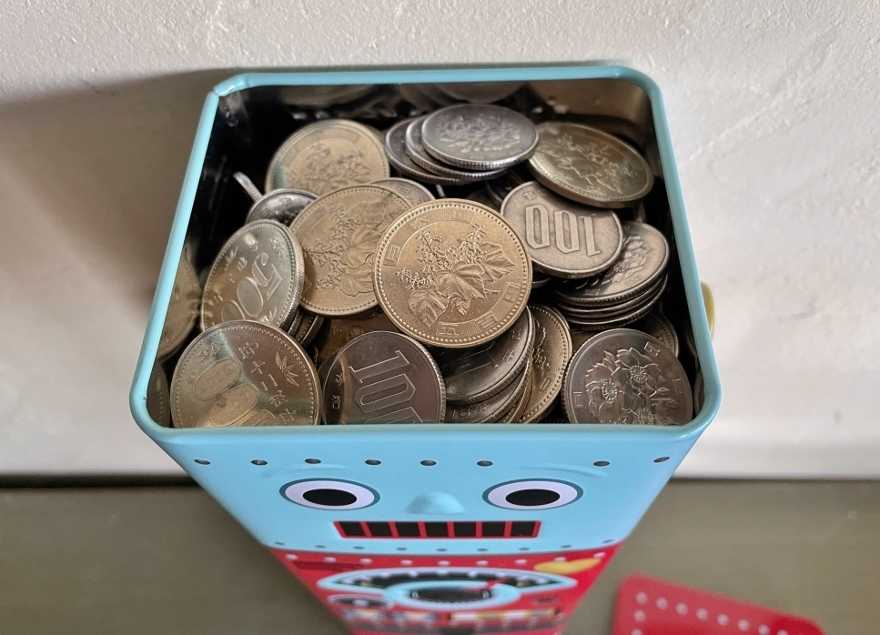 コストコ ロボット 缶 貯金箱 小銭 硬貨 手数料 比較 銀行 ゆうちょ