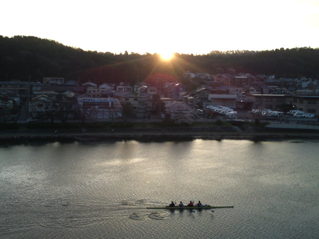 2012-04-14 05:59:09