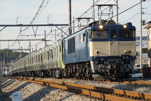 EF65 2065牽引 タキ & EF64 1031牽引 235系山手線トウ11編成 配給3