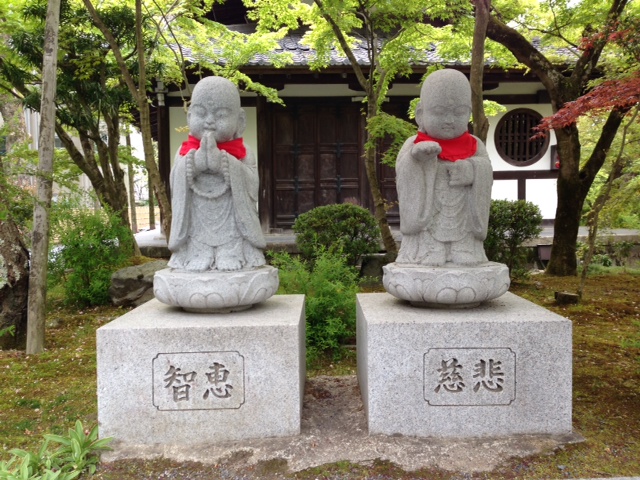 永観堂のお地蔵さんと苔