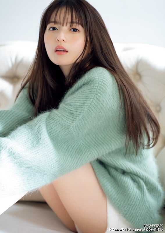 ☆齋藤飛鳥♪キュート＆シックに撮り下ろし、3年ぶり『ヤンマガ