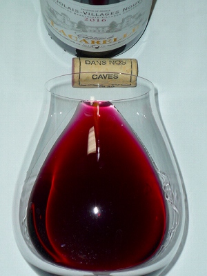 Ch.de Lacarelle BVN 2016 glass.jpg