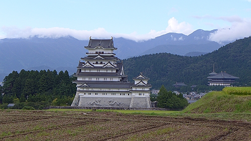 勝山城正面