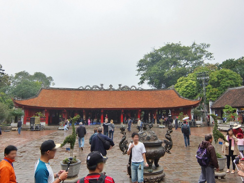 ハノイ　ベトナム　観光　文廟　Van Mien