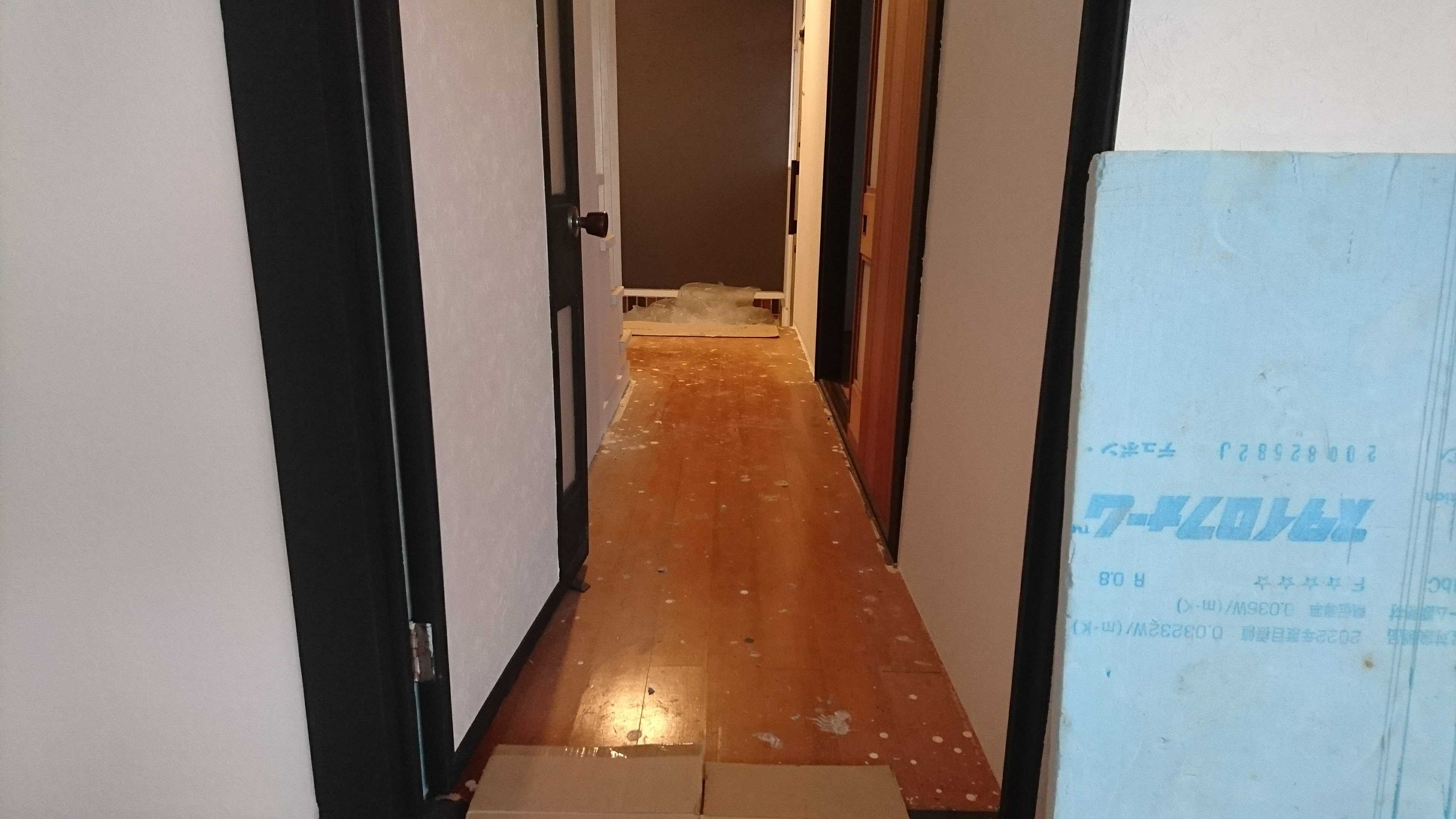 玄関廊下にクッションフロアを貼る Diy大家の空き家再生 楽天ブログ