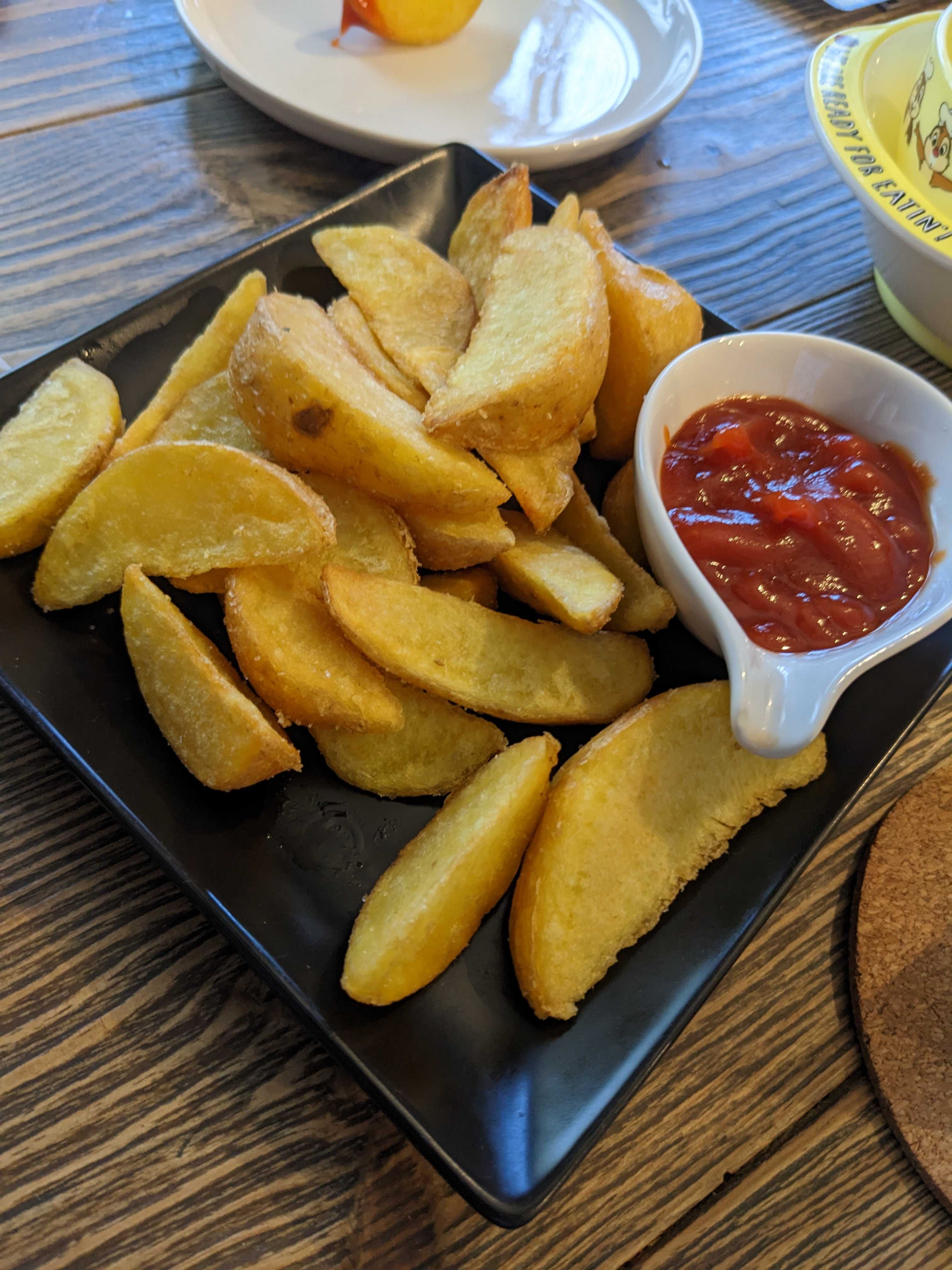 千葉県夷隅郡大多喜町さすらいカフェ　子供用にポテトフライ